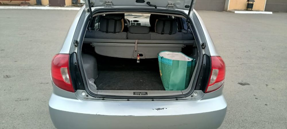 Продам авто KiA Rio 2005г.