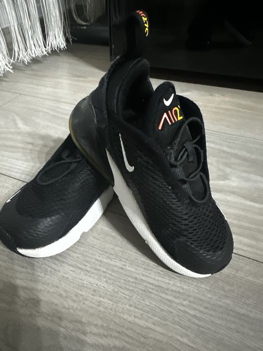 Adidasi Nike marimea 26