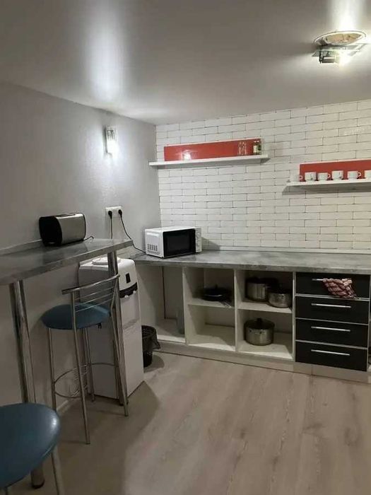 Дава се под наем Двустаен апартамент в София, Зона Б-18 - 55 кв.м за 561 € - Снимка #3