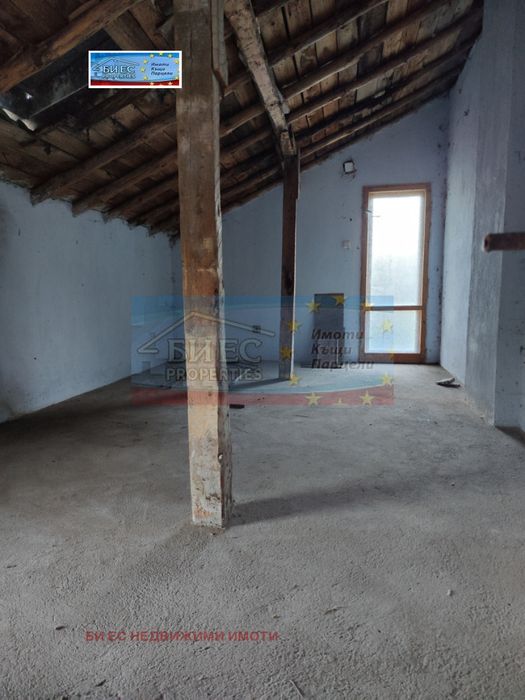 Къща в с. Гълъбовци 105 м² и двор 600m²