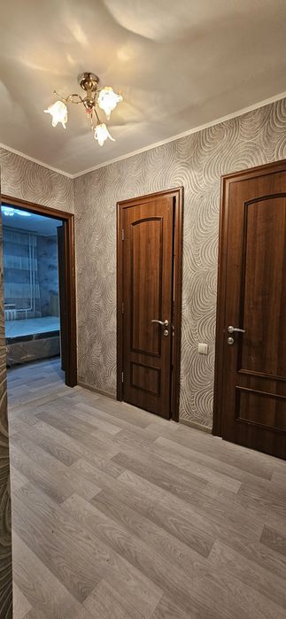 Продам 2 комнатную  квартиру