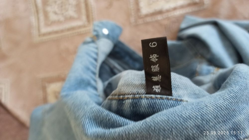 Джинсовые новые  женские куртки