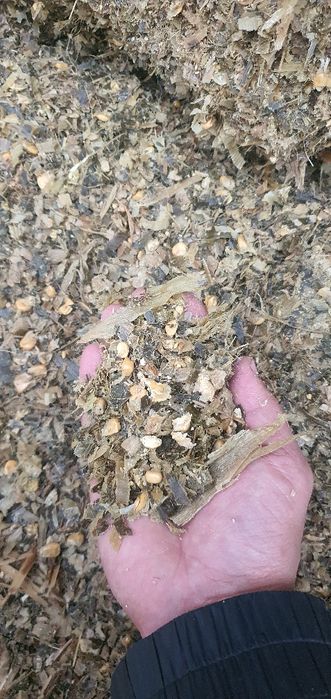 Силос сотилади бохорги домик нархи 1100 сом жойида  навал холода 15 т