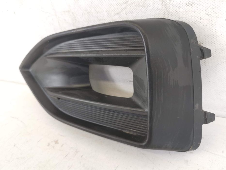 Лява решетка на фар / Lqva reshetka na far Seat Tarraco 1 Оригинална,