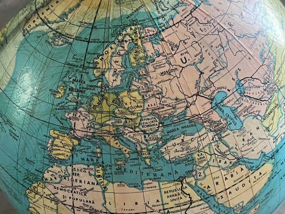 Glob pamantesc romanesc iluminat 1967 Brasov original functional