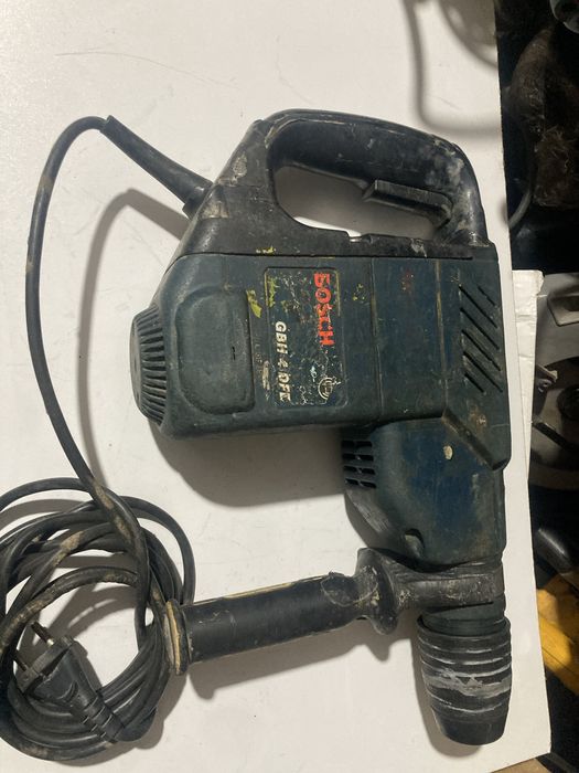 Rotopercutor Bosch GBH 4 DFE 750w