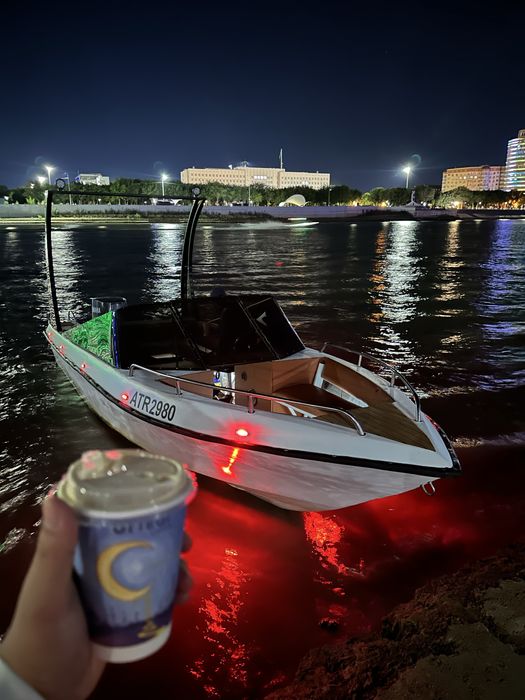 Продам катер прогулочный Касатка