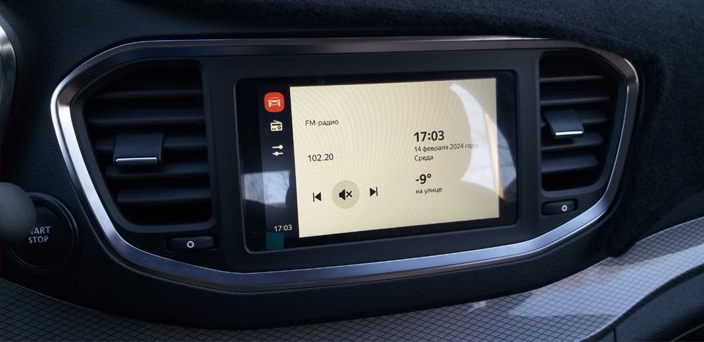 Продам машину lada vesta