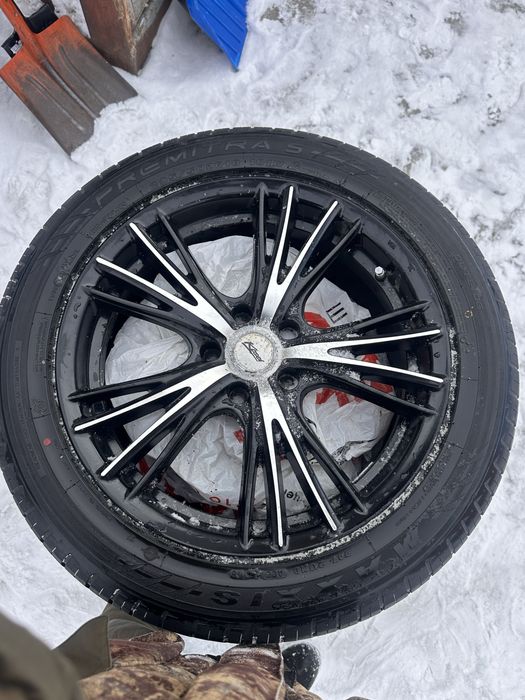 Продам диски с резиной