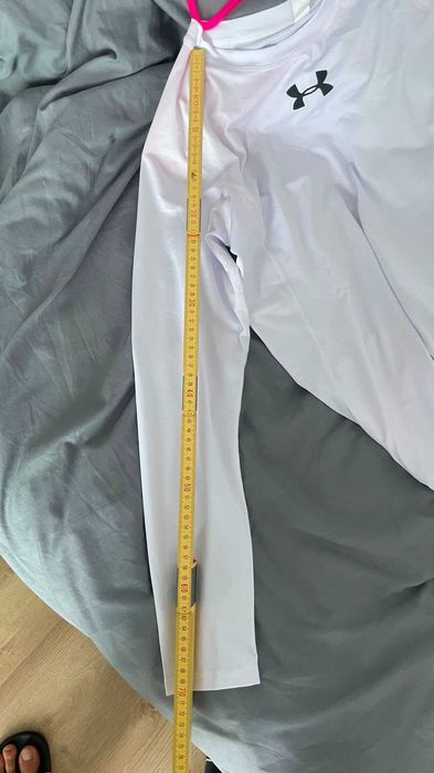 Bluza compresie de sala Under Armour, marimea L, noua si nepurtata