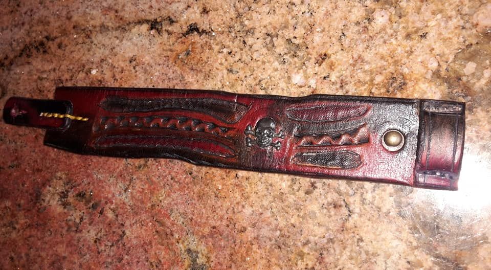 Дамски гривни кожа