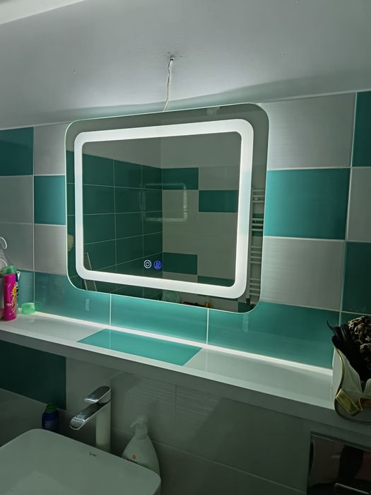 Oglinda cu bandă led și anti aburire! Transport si montaj  gratuit in