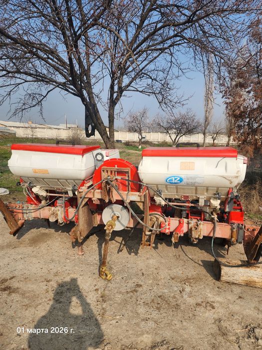 Сеялка продается