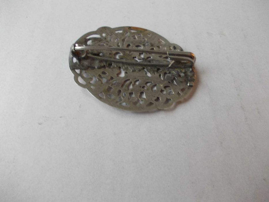 Brosa veche uriasa din argint