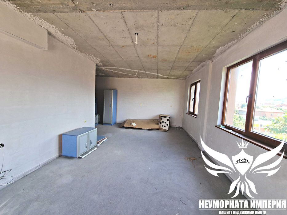 Продавам нов тристаен 146кв.м. 5ет. в гр.Асеновград, кв.Баба Тонка