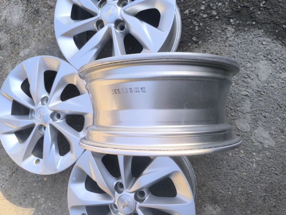 Диски на Шевролет оникс R15