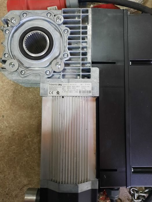 Motoare porți industriale,porți batante/basculabile