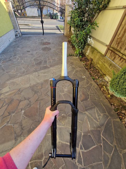 Furca RockShox Revelation RL 27.5 140mm -BOOST 15x110 -Tapered- stare de functionare perfecta