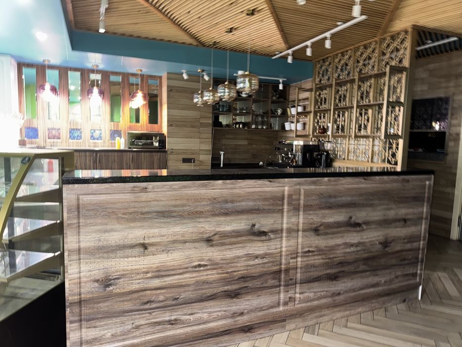 Продаётся барная стойка