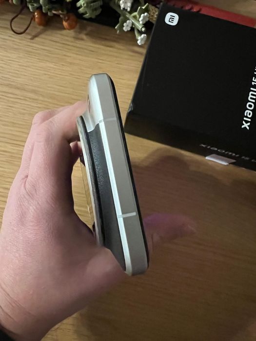 Xiaomi 15 Ultra Emag ca NOu