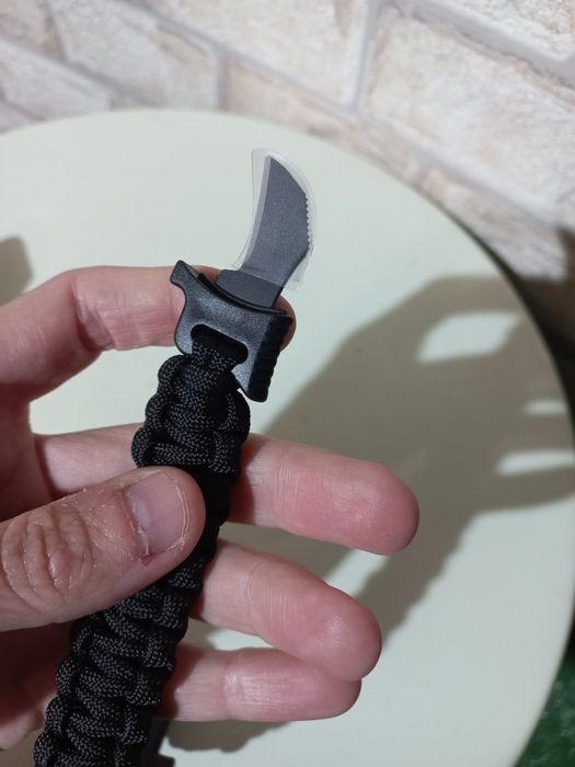 Гривна за оцеляване 5в1