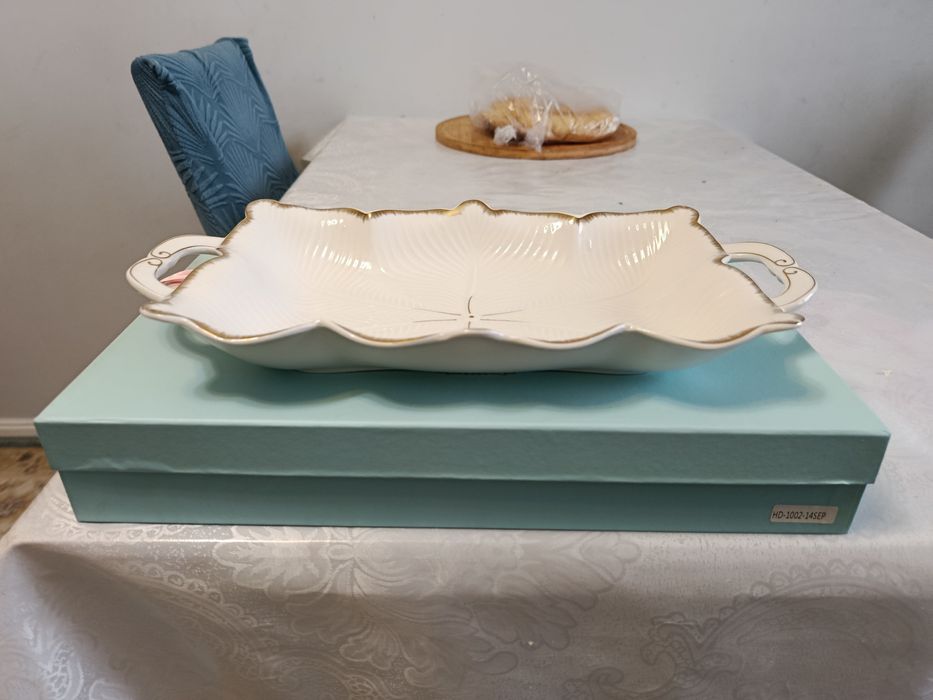 Хлебница посуда новая