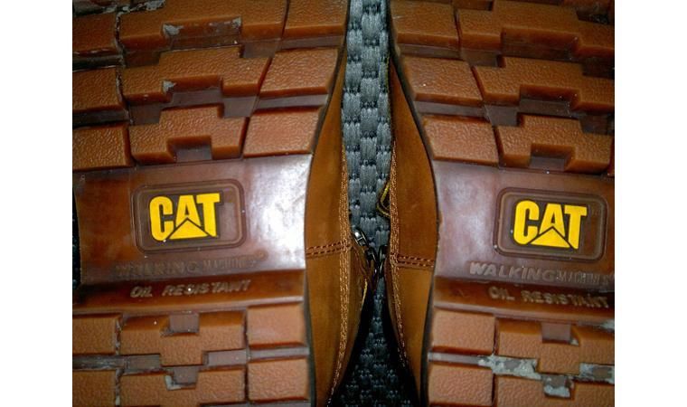 Продам ботинки зимние Caterpillar (Оригинал)