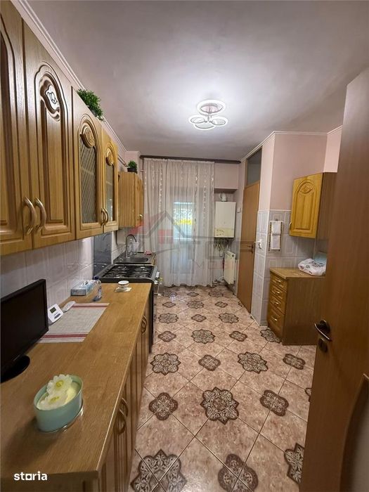 Apartament cu 2 camere decomandat -  Pacurari