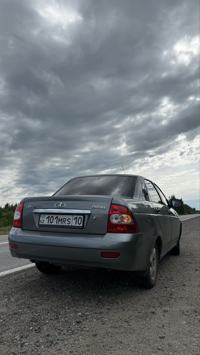 Продам Lada priora 2012 год