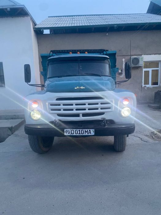 Zil samasval sotiladi , xolati zor .xohlasa naxt xohlasa bank