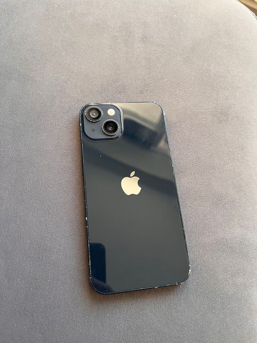 Продам iPhone 13 айфон 13