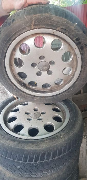 .Vand set 4 jante aluminiu originale Audi 205 55 16 
Jantele vin cu