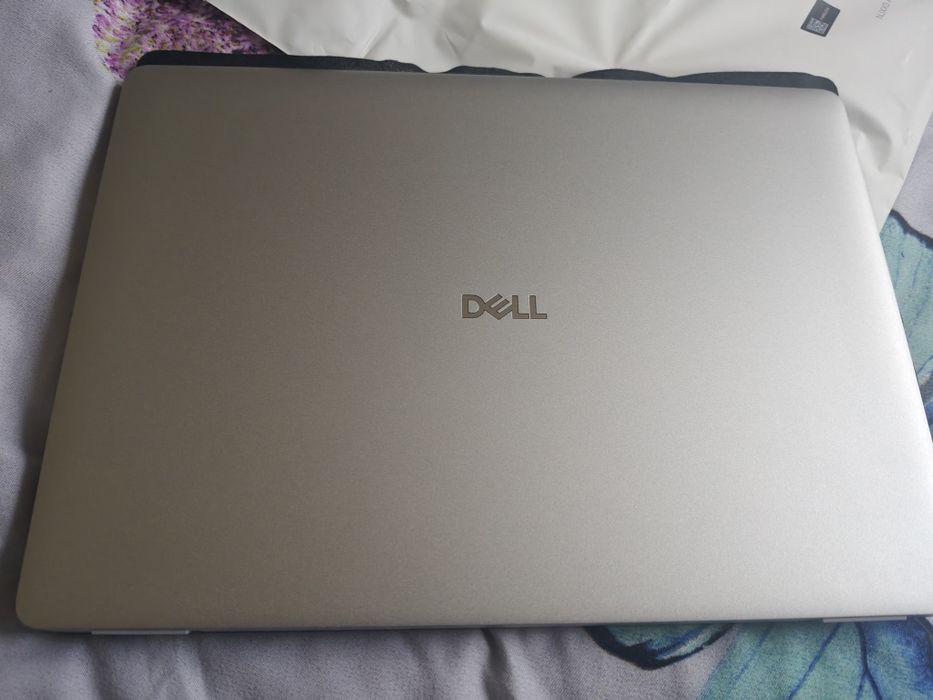 Laptop Dell Ultra 7