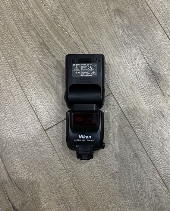 Вспышка Nikon sb-5000