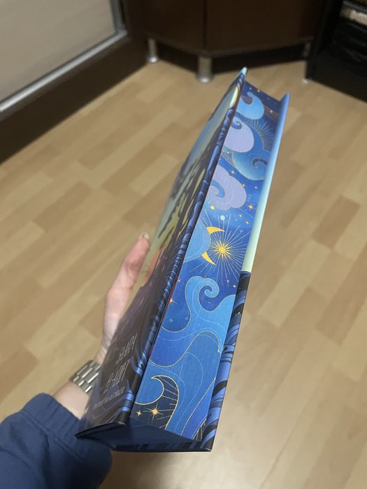 Fairyloot книги на англиский