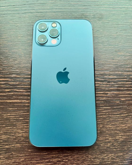 Apple iPhone 12 Pro, 128GB, Pacific Blue, отключен, много запазен !