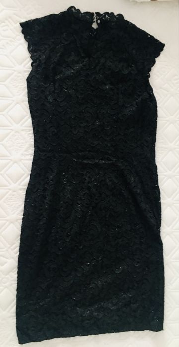 Rochie neagra cu scilpici