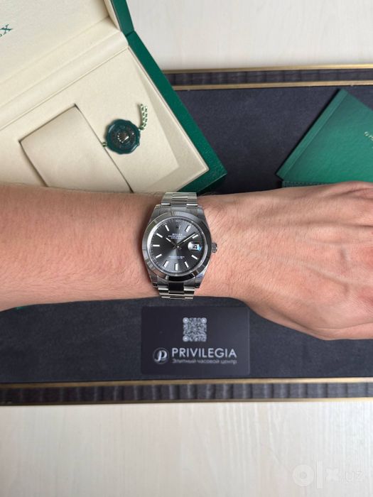 NEW Rolex Datejust 41mm Steel 126300 grey