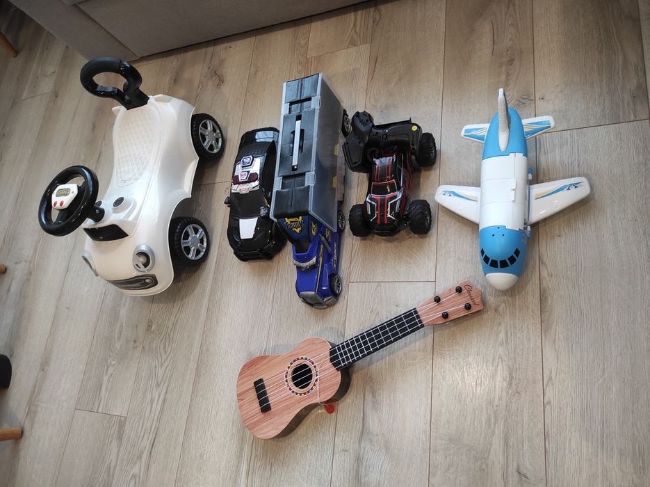 Лот детски играчки