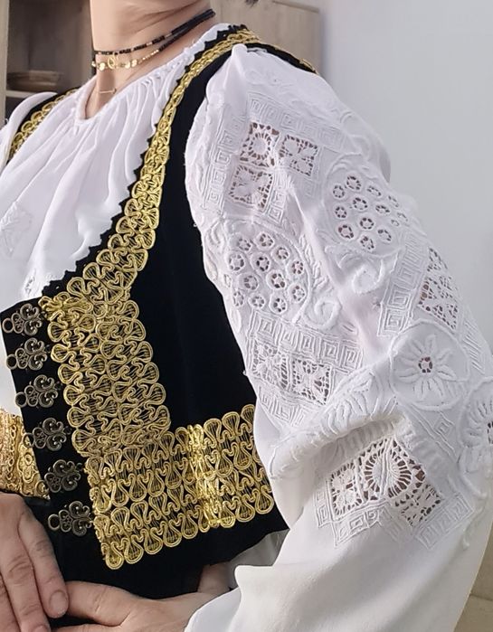 Costum popular din Banat