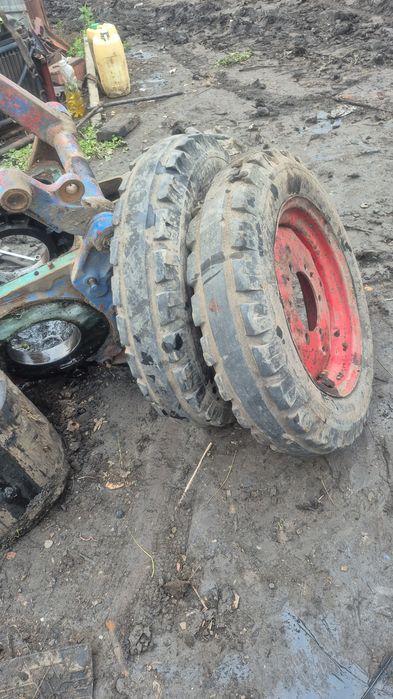 Vând roți spate tractor u 650