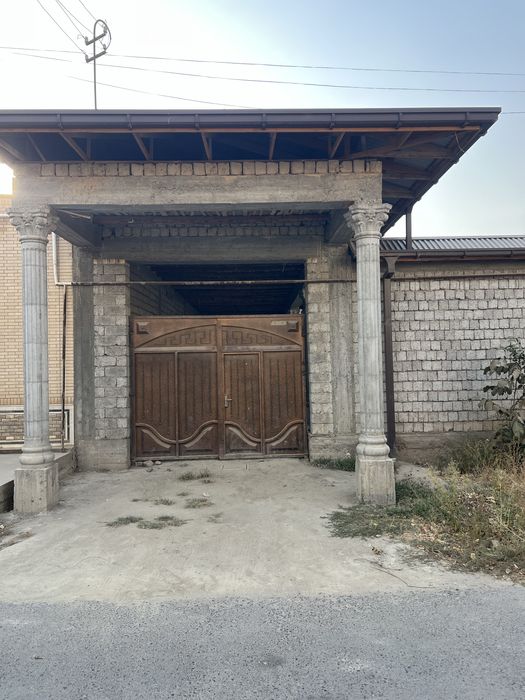 Srochna sotiladi hovli