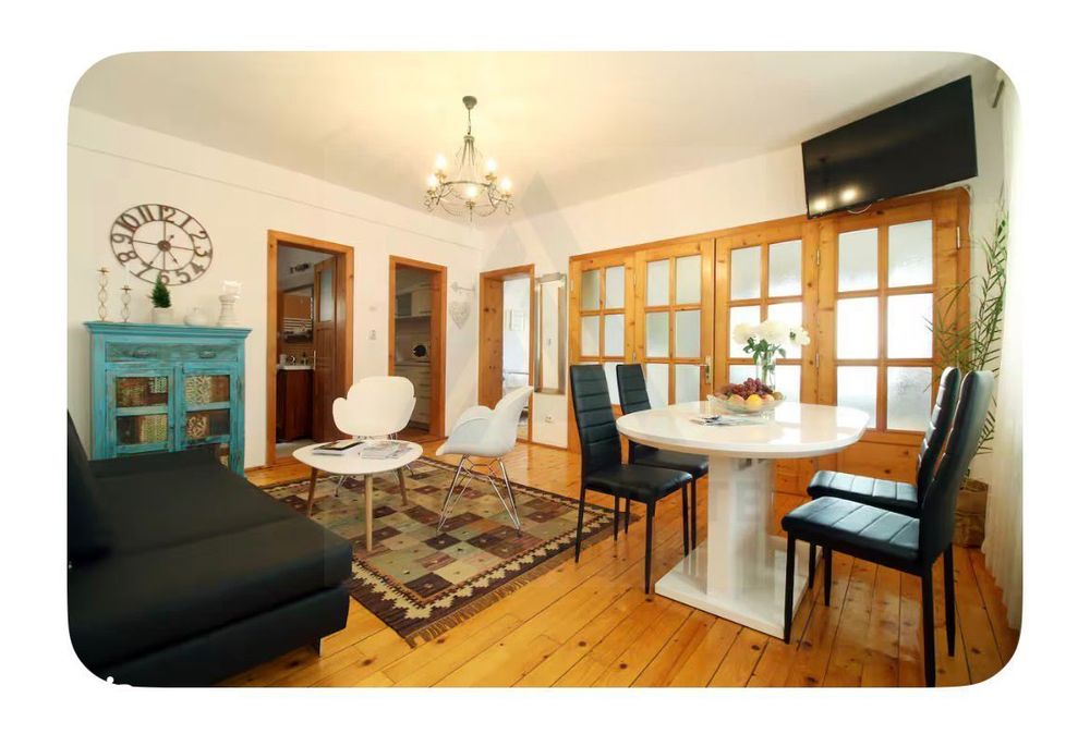 Apartament  central ultra modern 3 camere in Sibiu cu parcare privată