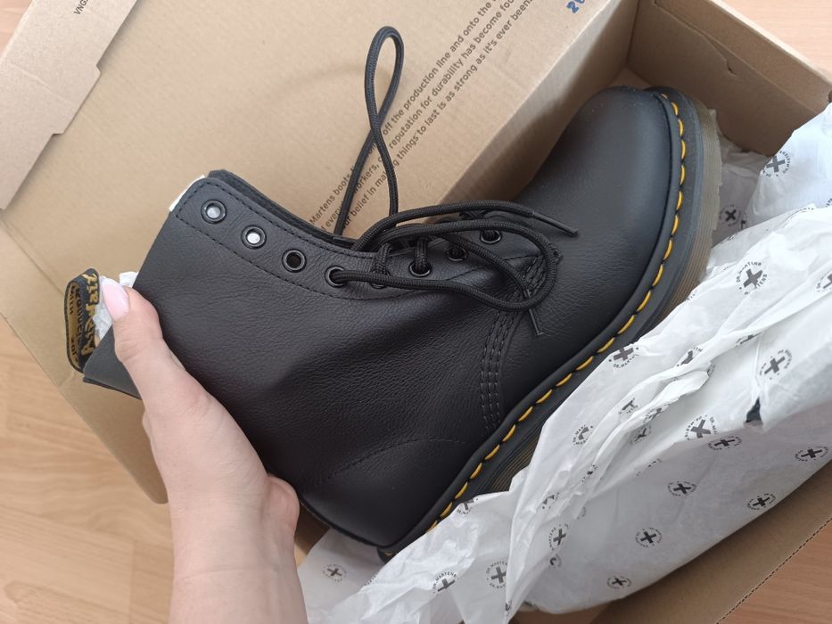 Нови Dr. Martens AirWair