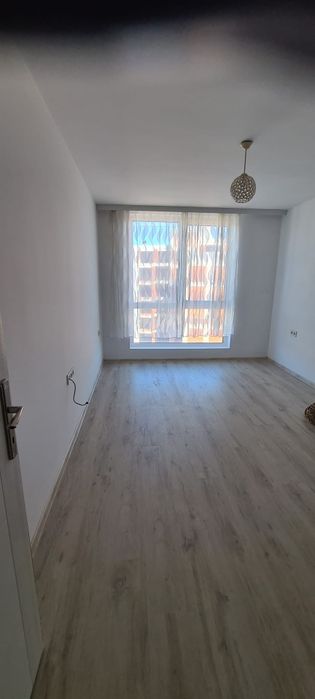 Продавам уютен двустаен апартамент