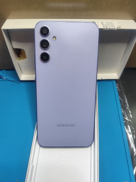 Samsung Galaxy A34 5G 128GB / 6GB RAM – Отлично състояние