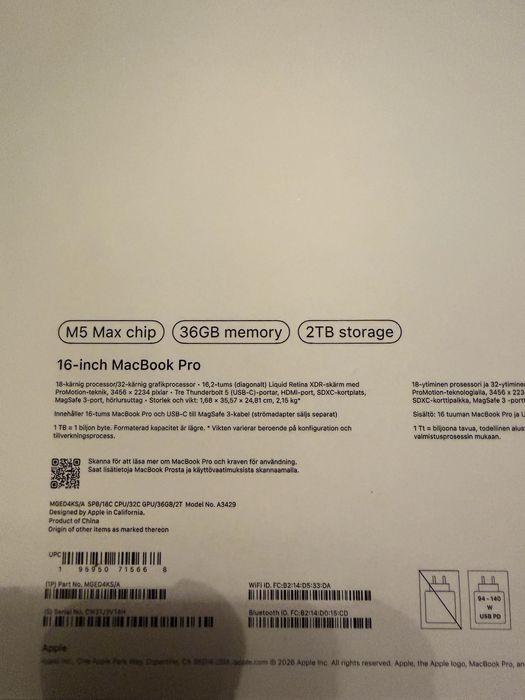 MacBook Pro 16 M5 MAX 18cpu,32gb,36GPU,2TB SSD nou cu garantie