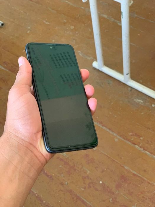 redmi 10  pul zaril uchun sotomman