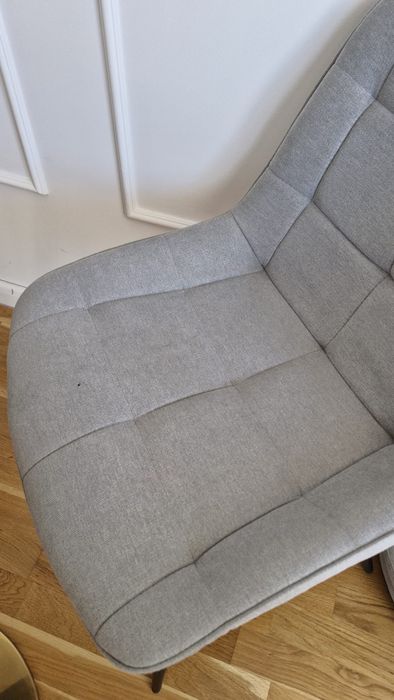 Set masa rotunda cu 4 scaune