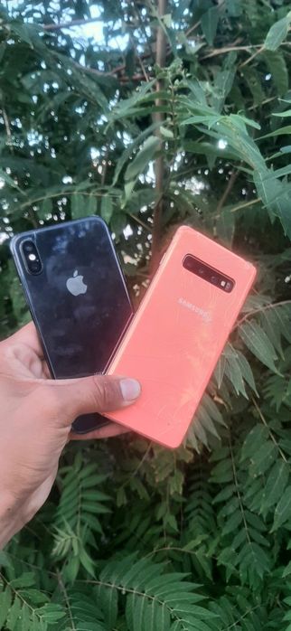 Iphone xs samsung galaxy S10 ikkalasi sotiladi